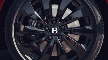 Bentley Continental Flying Spur saloon alloy wheels