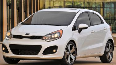 Kia Rio hatchback 2012 front quarter