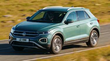 Volkswagen T-Roc front quarter driving