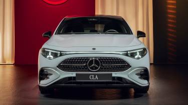 Mercedes CLA Hybrid front