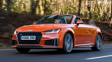 audi tt roadster convertible front tracking