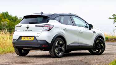 Renault Captur rear quarter static