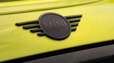 2021 MINI Convertible badge
