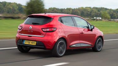 Renault Clio Hatchback 13 19 Mpg Running Costs Co2 Carbuyer