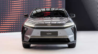 2025 Toyota bZ4X front