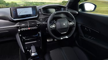 Peugeot e-2008 SUV steering wheel