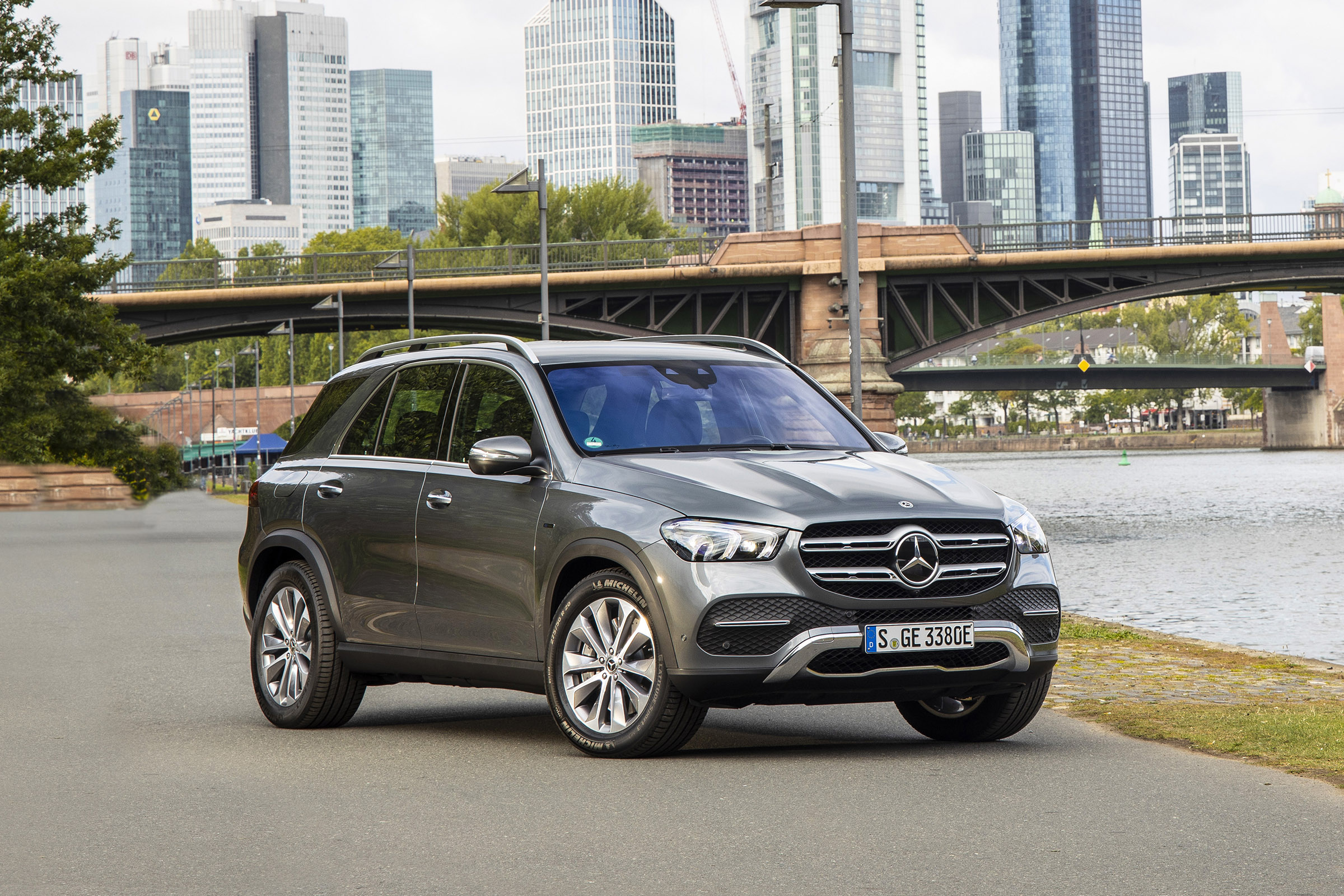 Plugin hybrid Mercedes GLE 350 de prices and specs revealed Carbuyer