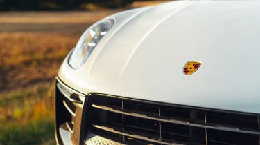 Porsche Macan SUV bonnet