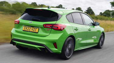 Ford Focus ST facelift rear 3/4 tracking