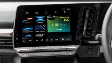 Renault Megane E-Tech SUV infotainment media