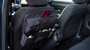 Dacia Bigster seat storage