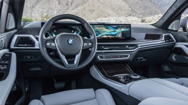 2023 BMW X5 - interior