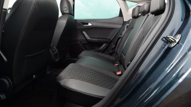 SEAT Leon hatchback - rear seats