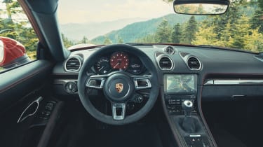 Porsche 718 Cayman GTS - interior