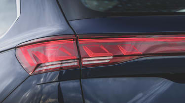 Volkswagen Touareg facelift rear lights
