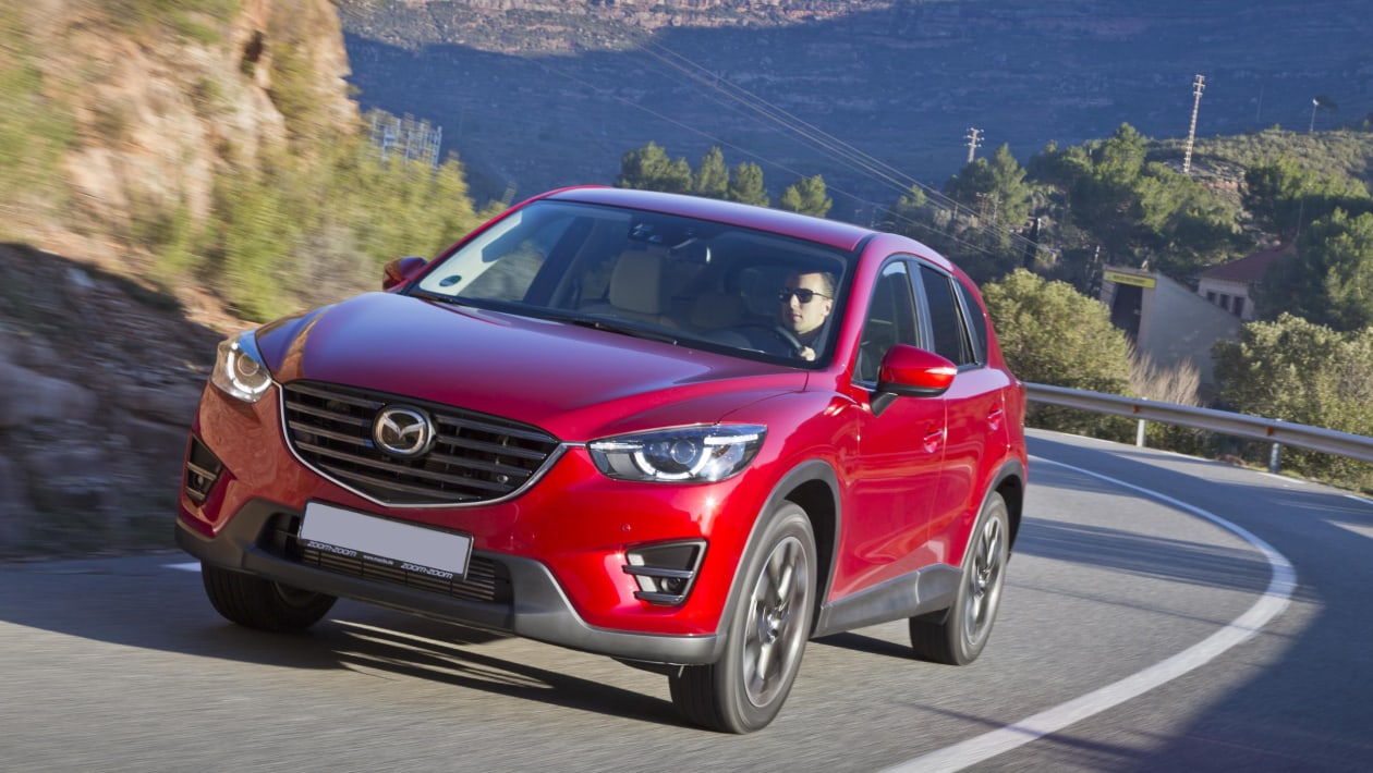 Mazda CX-5 SUV 2015 pictures | Carbuyer