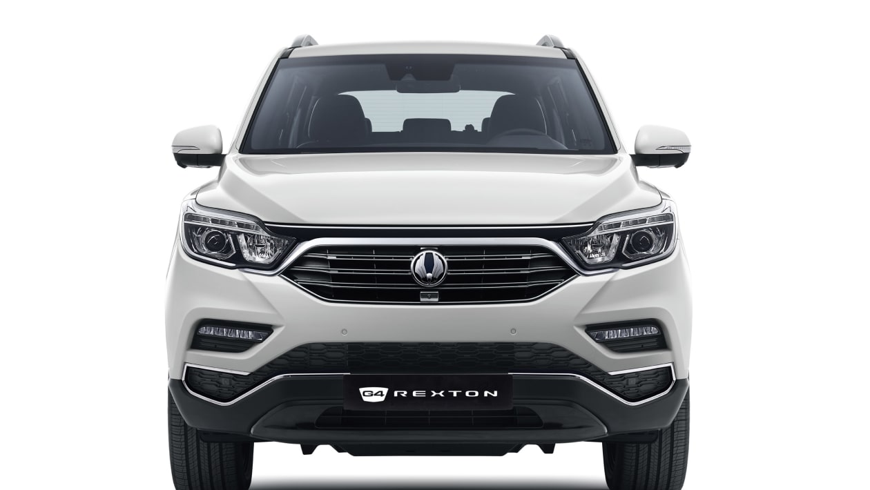 SsangYong Rexton SUV 2017 release images | Carbuyer