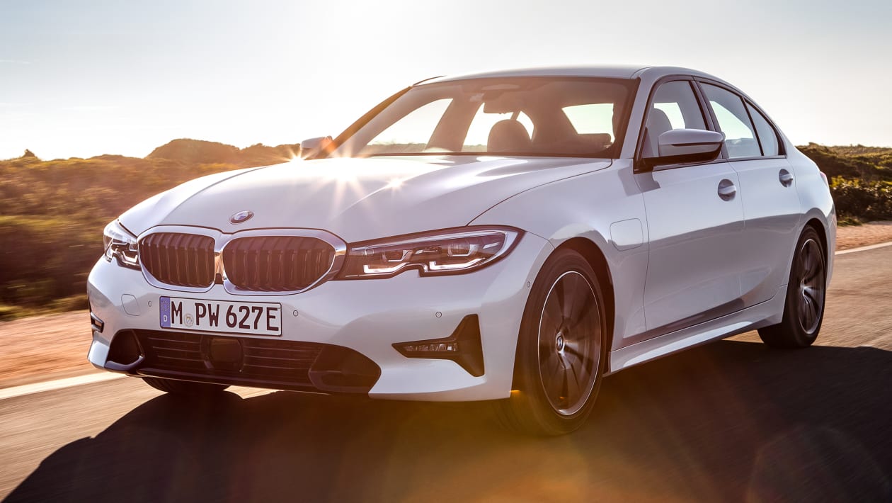 2019 BMW 3 Series 330e plug in hybrid specs price and on sale