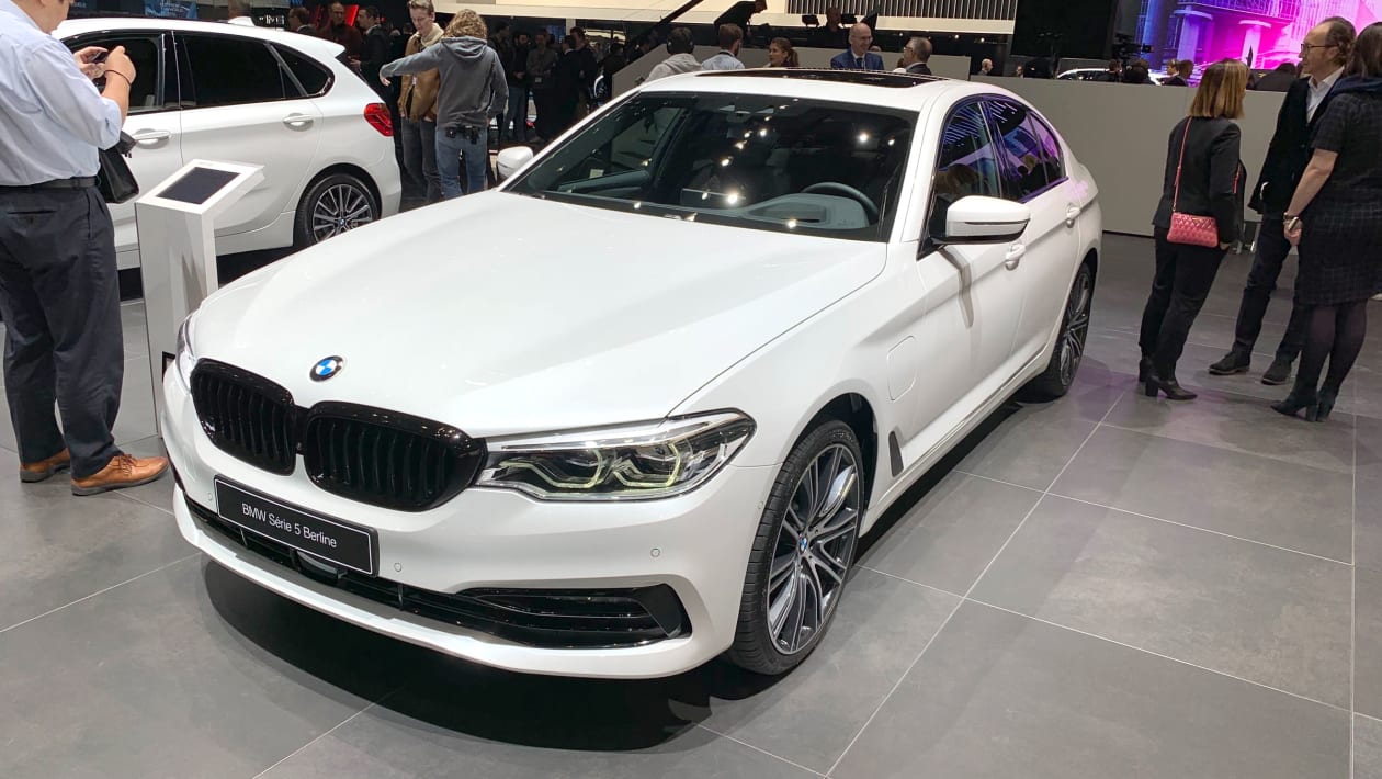 2019 BMW hybrid range at the Geneva Motor Show - pictures | Carbuyer