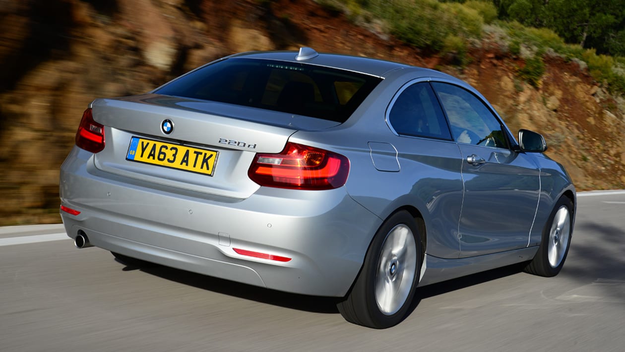 BMW 2 Series coupe 2014 pictures | Carbuyer