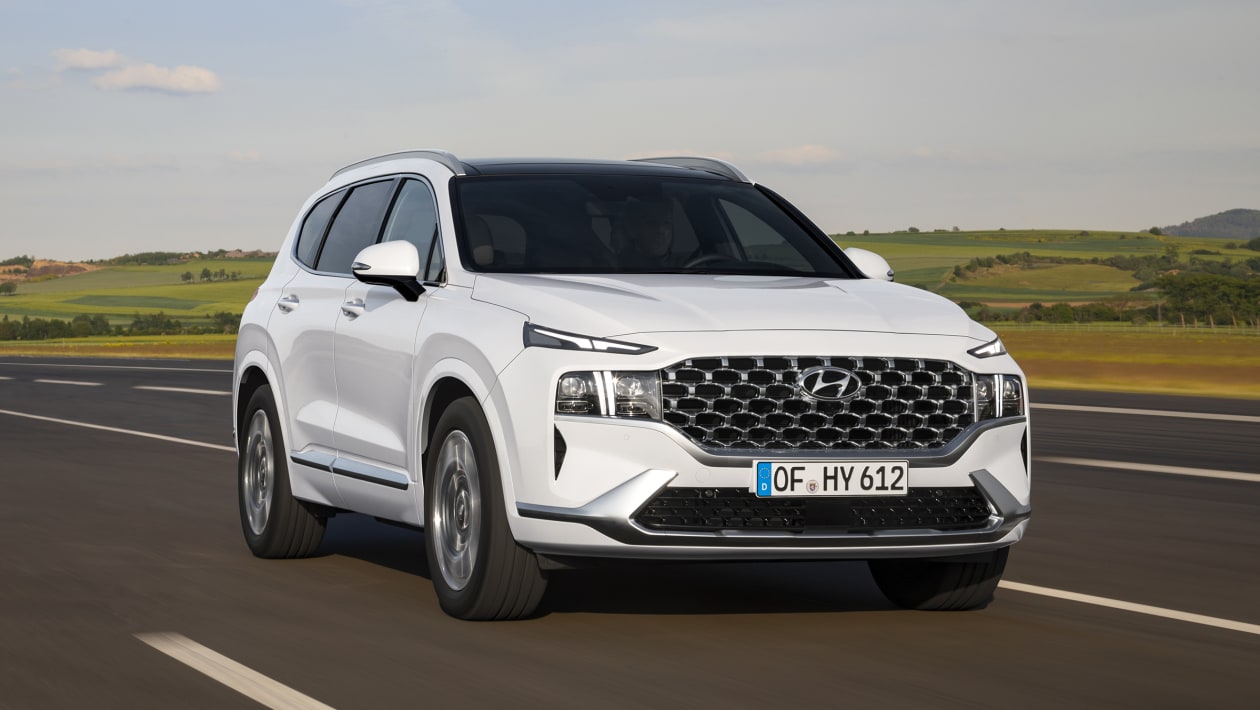 New 2020 Hyundai Santa Fe rivals Kia Sorento - pictures | Carbuyer