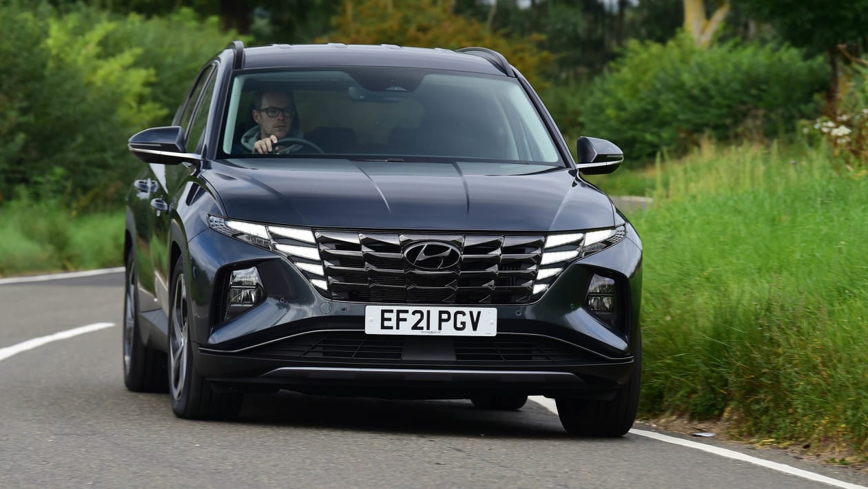 Hyundai Tucson vs Ford Kuga vs Toyota RAV4 which should you buy? pictures Carbuyer