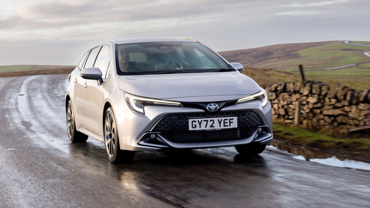 Toyota Corolla Touring Sports estate review - gallery
