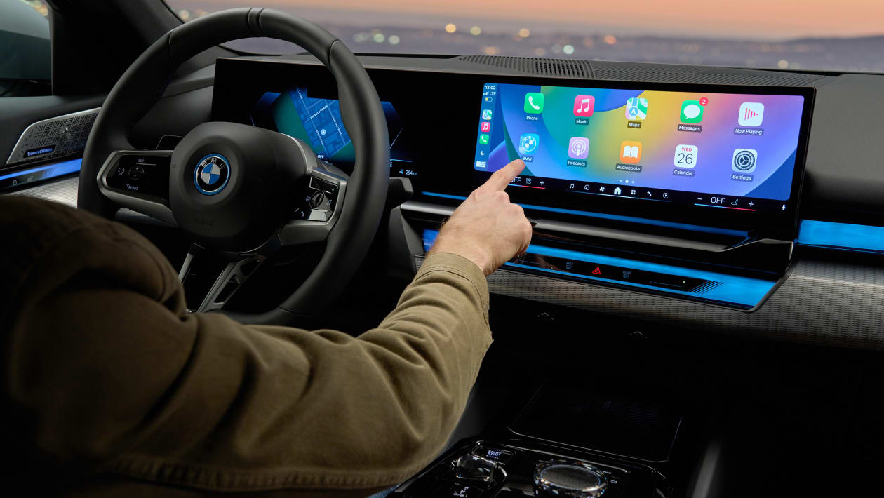 Jaguar Apple CarPlay® & Android Auto™, Features, Setup