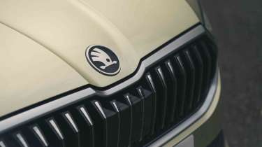 Skoda Superb Estate logo