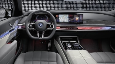 BMW 7 Series M760e interior
