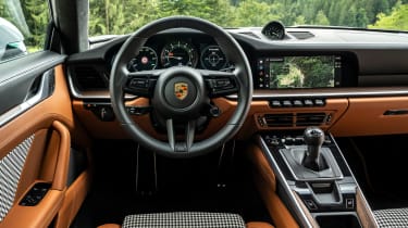 Porsche 911 Sport Classic interior