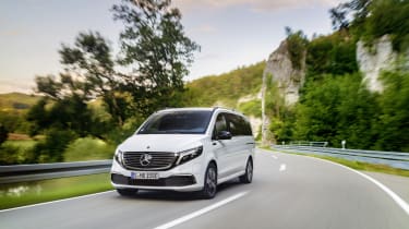 Mercedes EQV - front 3/4 dynamic wide view