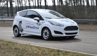 Ford Fiesta eWheelDrive 2013 front tracking