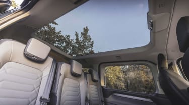 Ford Tourneo Custom panoramic sunroof