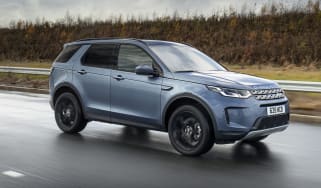 Land Rover Discovery Sport P300e