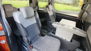 Volkswagen Multivan MPV - middle seats