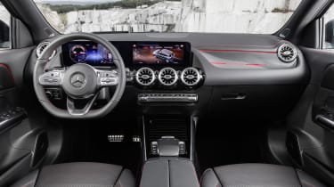 Mercedes GLA interior 