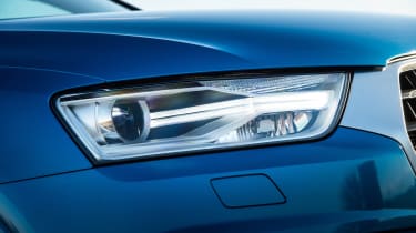 Xenon headlights are fitted with LED daytime running lights. Full-LED headlights are also available 