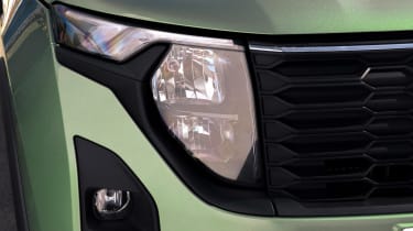 Ford Tourneo Courier headlight