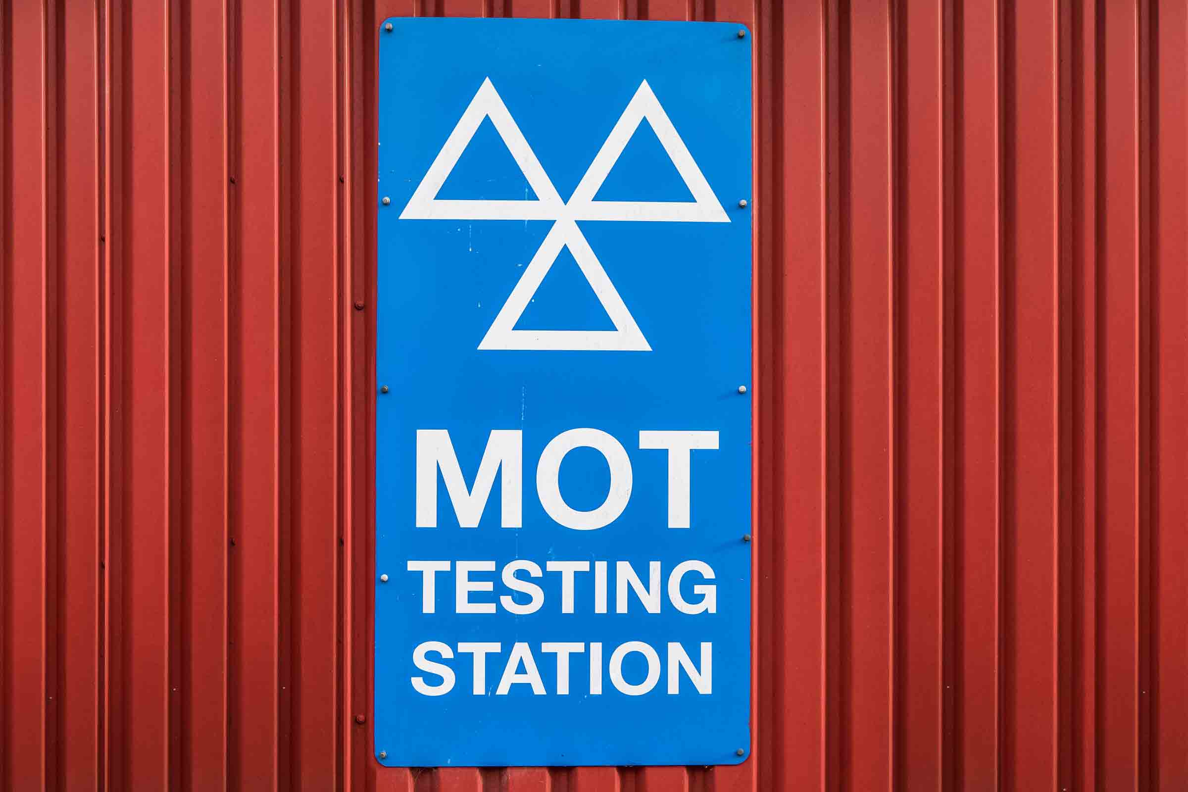 Motorists Hit By 35 Million MoT Cash Cow Carbuyer   Mot Testing Station 