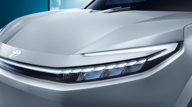 Toyota Urban SUV Concept headlight