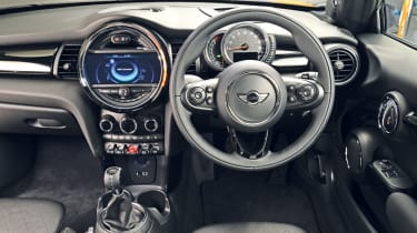 Used MINI hatchback: 2014 to present (Mk3) - interior
