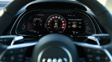 Audi Virtual Cockpit - large central speedo