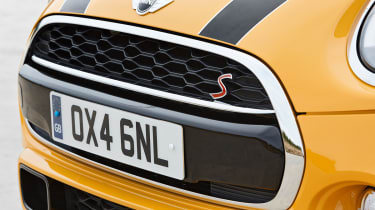 Used MINI hatchback: 2014 to present (Mk3) - front grille