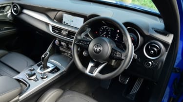 Alfa Romeo Stelvio SUV steering wheel