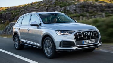 Audi Q7 SUV front 3/4 tracking