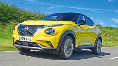 Nissan Juke UK drive front quarter