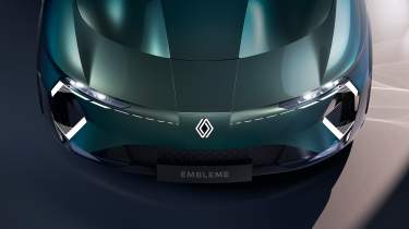 Renault Embleme concept bonnet