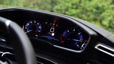 Peugeot 508 SW estate instrument binnacle