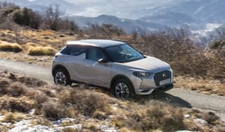 DS 3 Crossback E-Tense pre-production side tracking